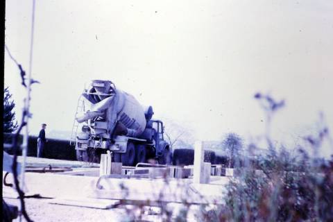 1974 04